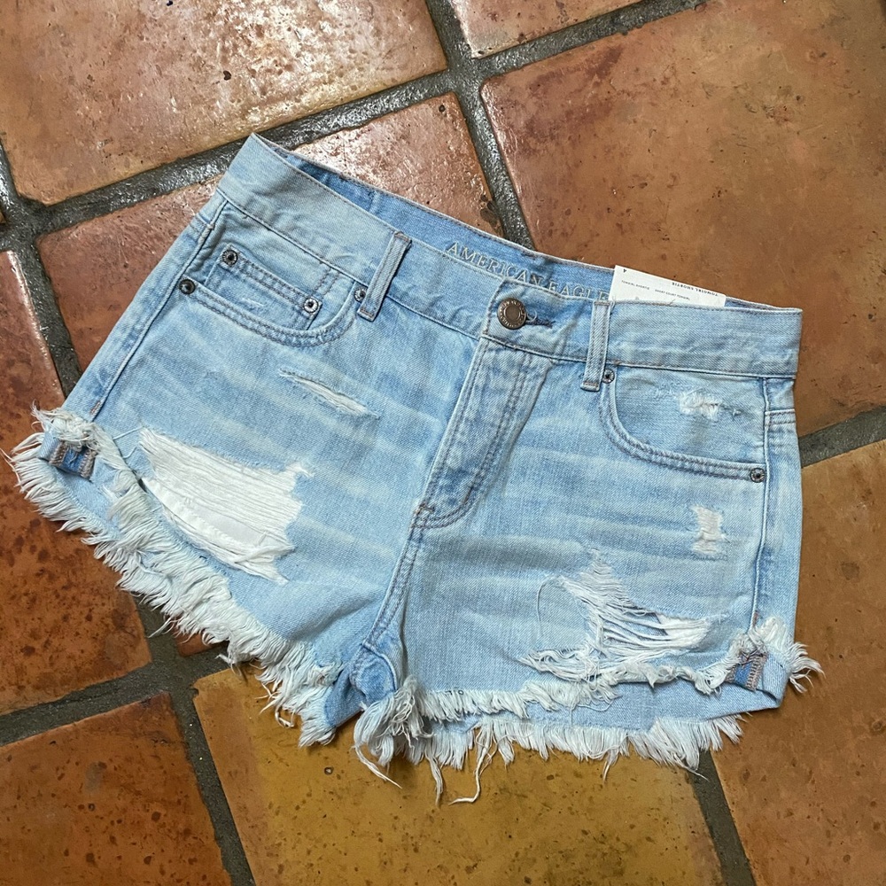 SOLD AE tomgirl shortie